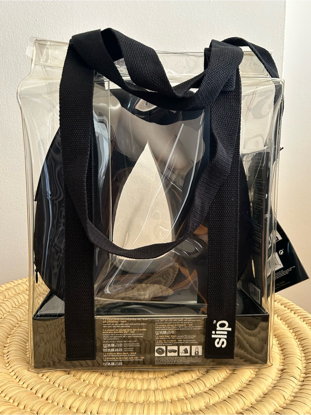 SLIP-Black Frequent Flyer 
Travel Set.